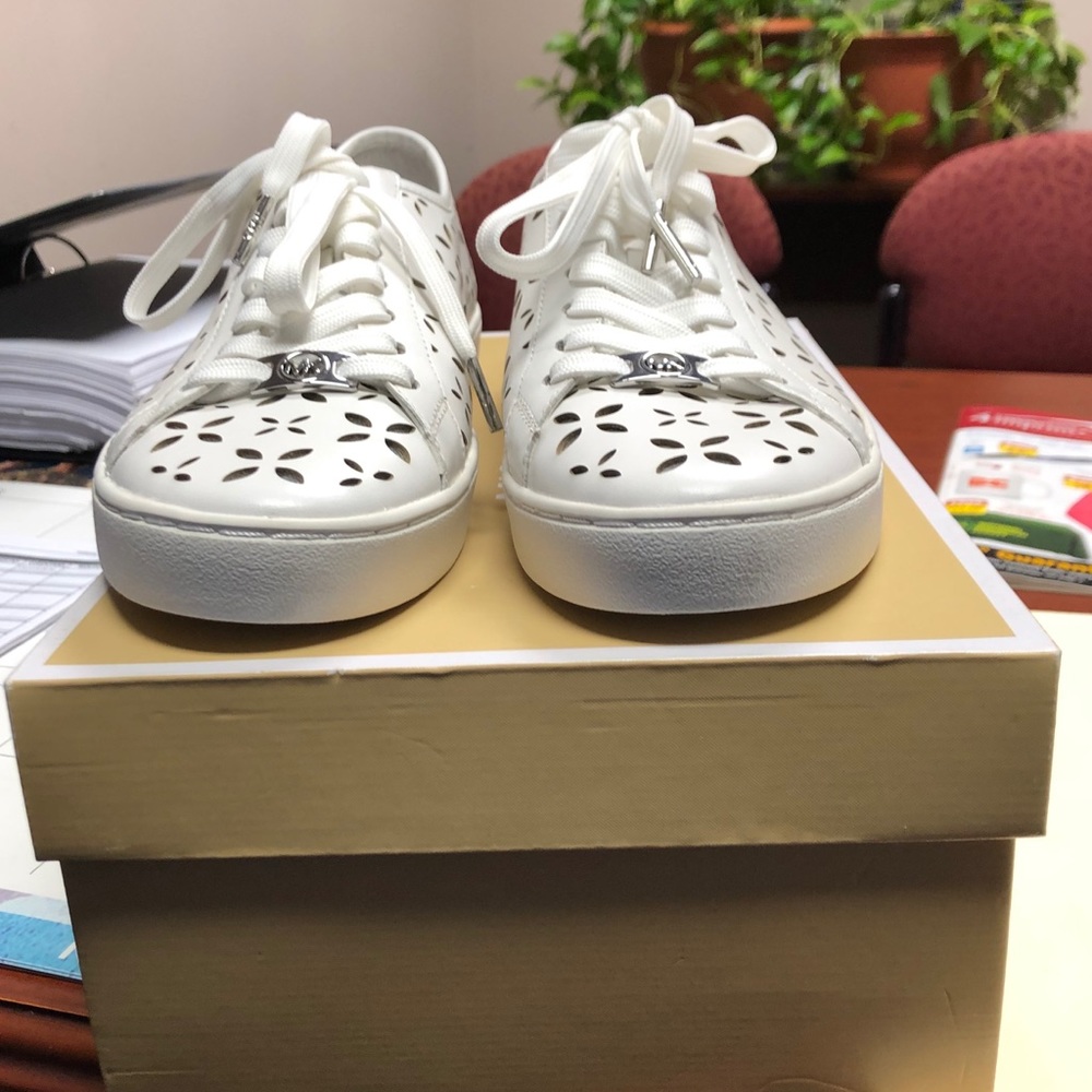 SOLD - Michael Kors Keaton Sneakers